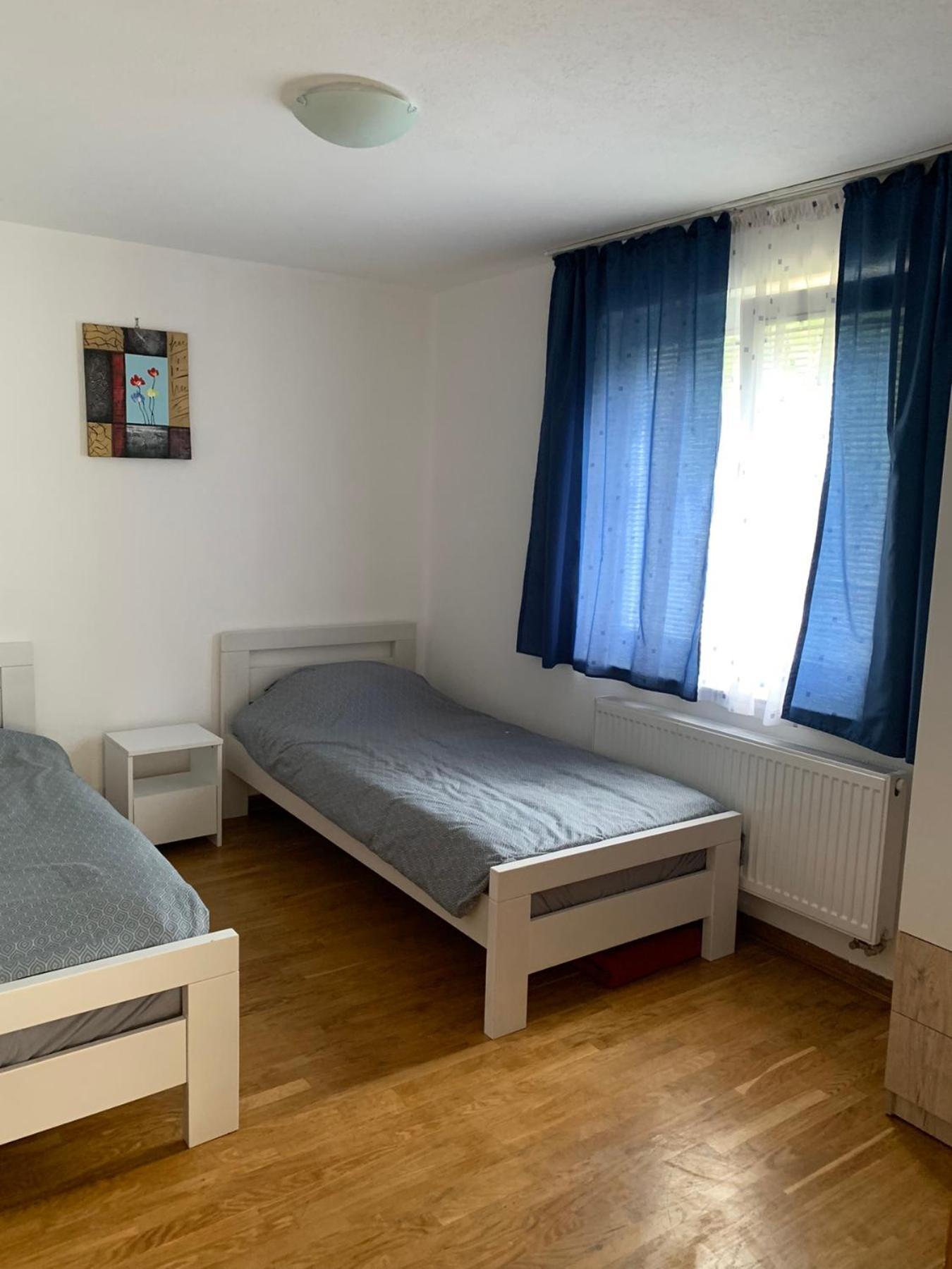 Apartment Dzeni SJJ Eksteriør billede